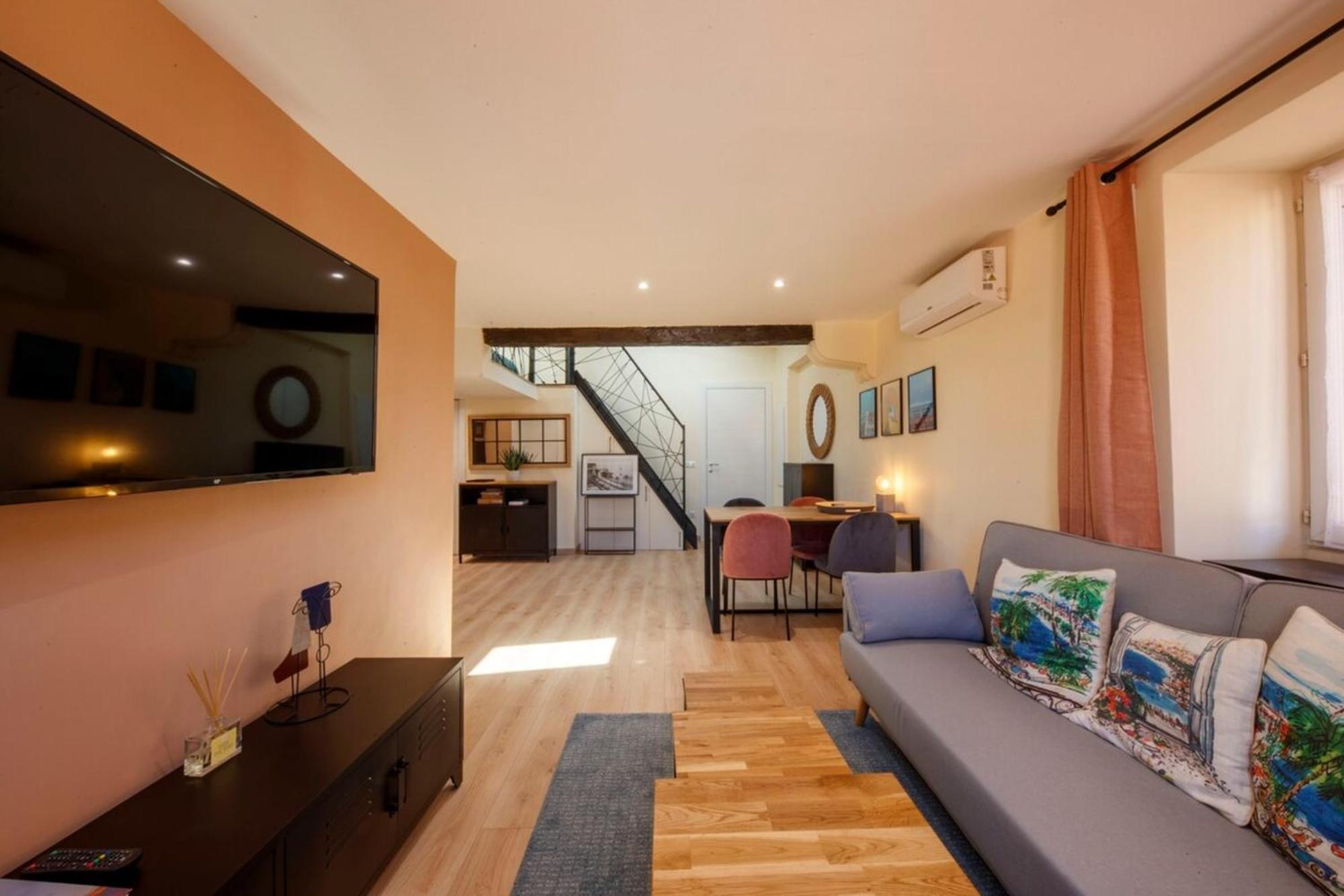 06A2 - Heart Of Old Nice Beautiful Renovated Apartment Eksteriør bilde
